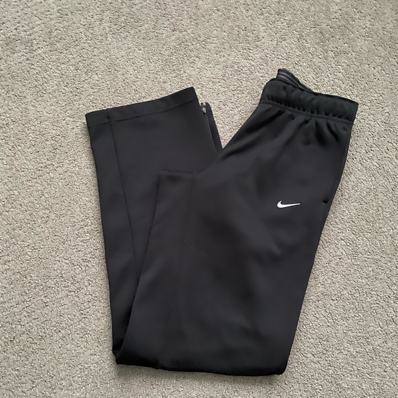 Nike Pants - Nike ThermaFit Sweatpants
